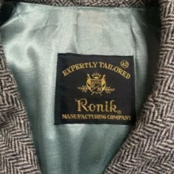 Vintage Men’s Overcoat Herringbone Gray Size 42 - Picture 5 of 9